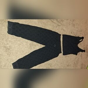 NWOT/ GLORIA VANDERBILT LACEY LEINGERIE / Medium